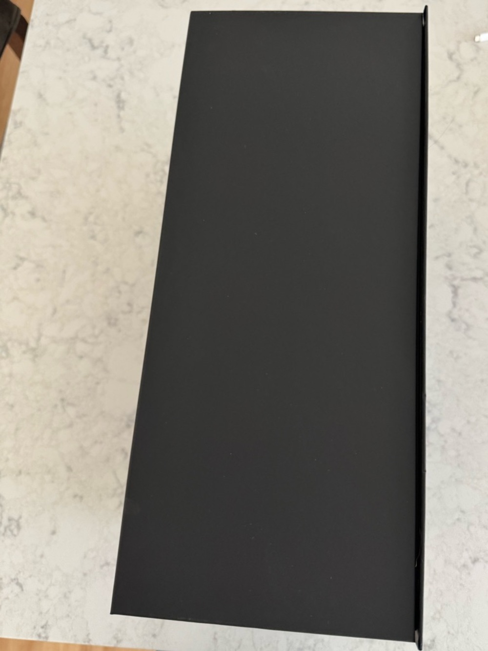 CHANEL Black Box with White Logo - Picture 11 of 13